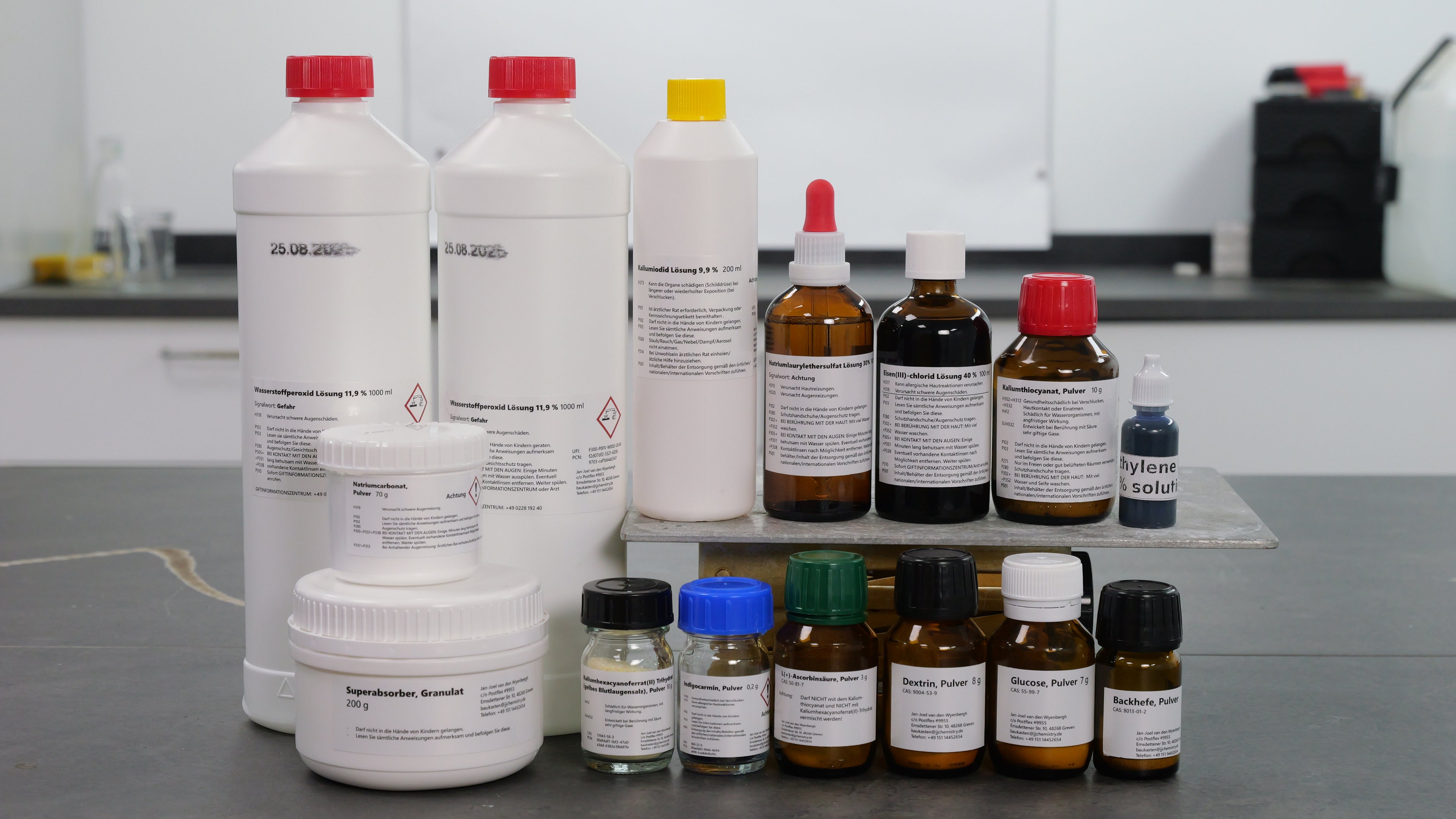 Chemiebaukasten VORVERKAUF